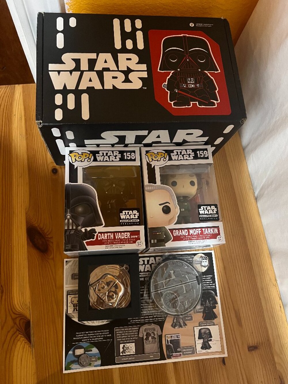 Funko Pop! Star Wars The Death Star Smugglers Bounty Box Darth Vader No Shirt Us